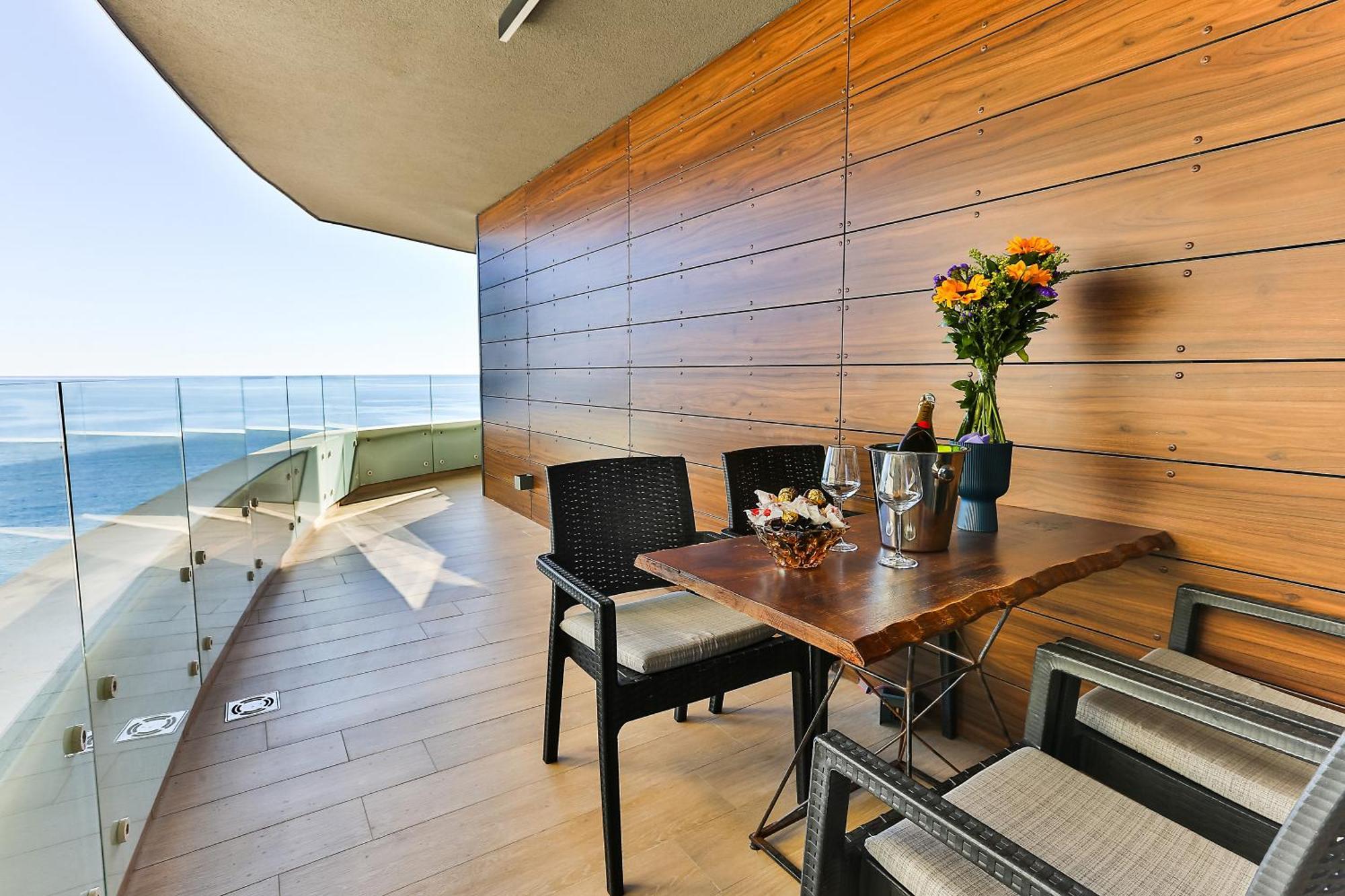 Maresia Boutique Suites Budva Dış mekan fotoğraf