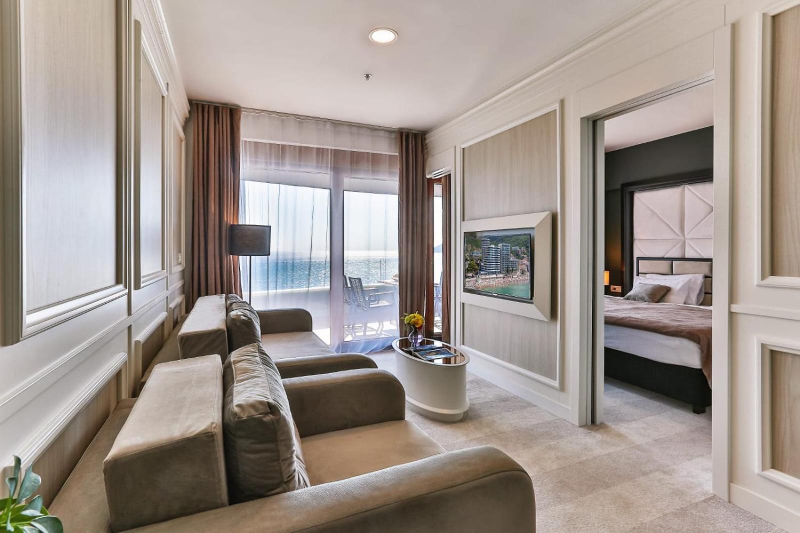Maresia Boutique Suites Budva Dış mekan fotoğraf