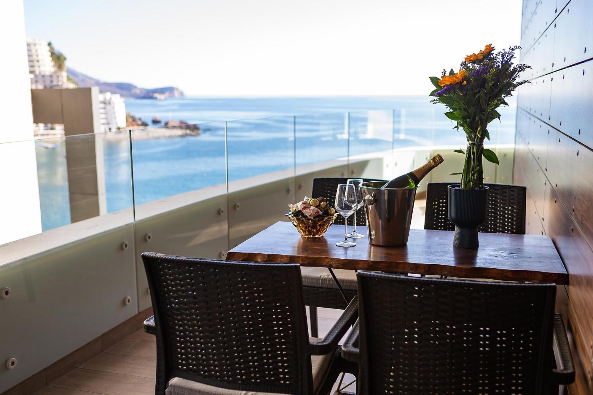 Maresia Boutique Suites Budva Dış mekan fotoğraf