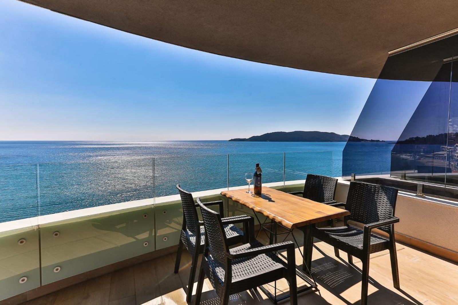 Maresia Boutique Suites Budva Dış mekan fotoğraf